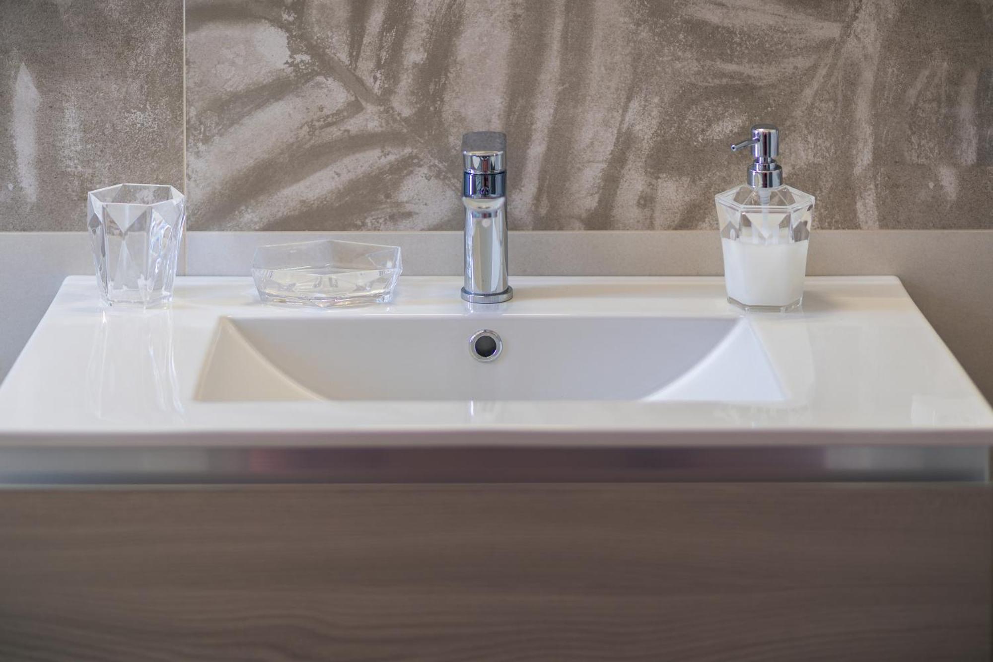 Le Tue Vacanze A -2 Bathrooms Near Trastevere Rom